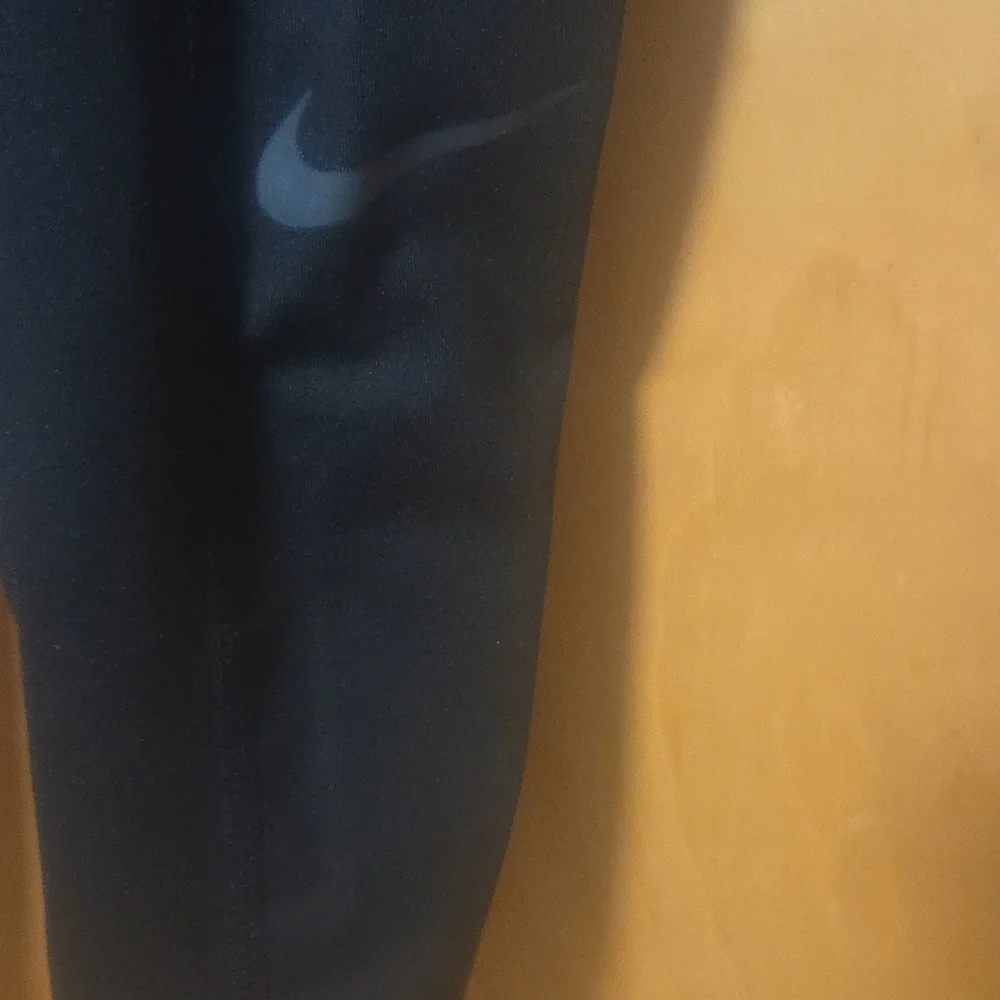 Nike Pro Dri-iFit Black Athletic Leggings with Pink Waistband Size S